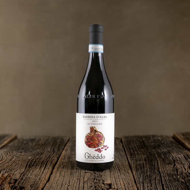 Bottiglia di Barbera d'Alba DOC Superiore prodotta da Gheddo