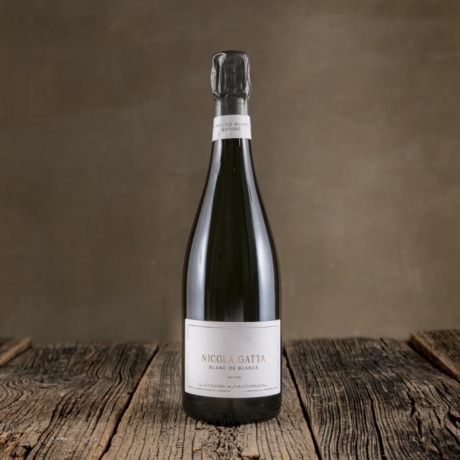 Bottiglia di spumante Metodo Classico Blanc de Blancs prodotta da Nicola Gatta