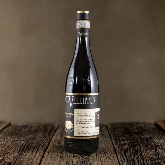 Bottiglia di Valpolicella Classico Superiore DOC "Il Velluto" - Meroni