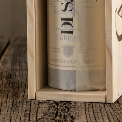 Dettaglio del Cofanetto aperto del Toscana Rosso IGT  - I Sodi di S. Niccolò - Castellare