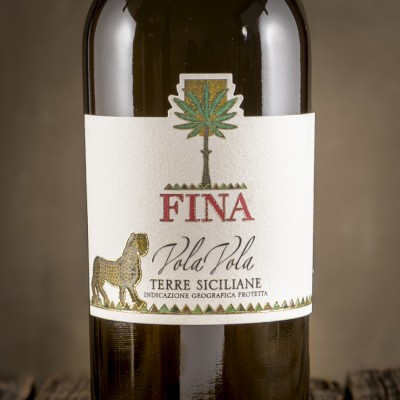 Etichetta del Viognier Terre Siciliane IGT “Vola Vola” - Cantine Fina