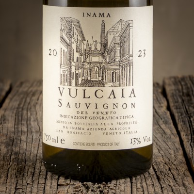 Etichetta del Sauvignon  Veneto IGT "Vulcaia" - Inama