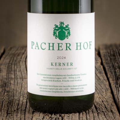 Etichetta del Kerner Alto Adige Valle Isarco DOC - Pacherhof