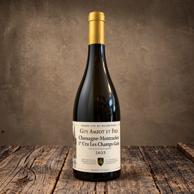 Bottiglia di Chassagne-Montrachet 1er Cru "Les Champgains" 2023 - Domaine Guy Amiot & Fils