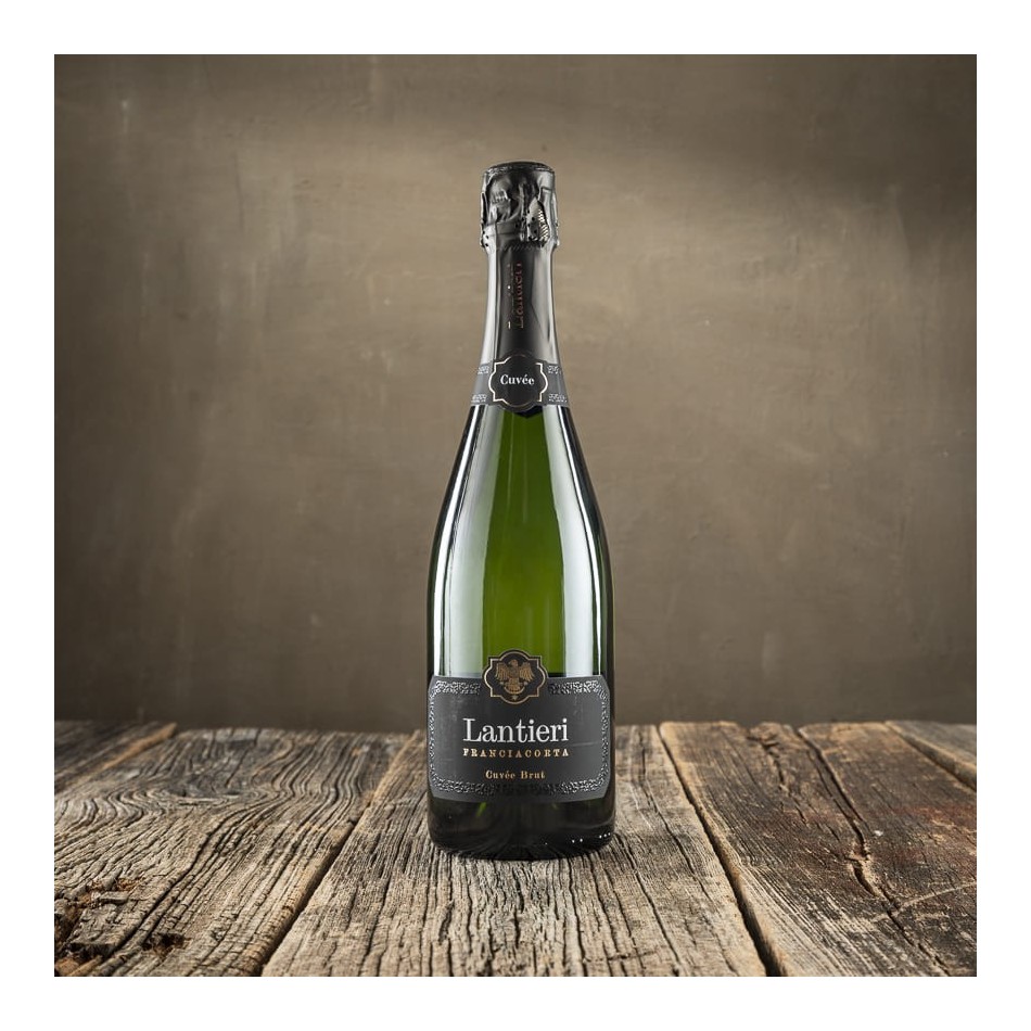 Spumante Metodo Classico Cuvée Brut Franciacorta D.O.C.G. - Cantina Lantieri Spumante Metodo Classico Cuvée Brut Franciacorta D.O.C.G. - Cantina Lantieri