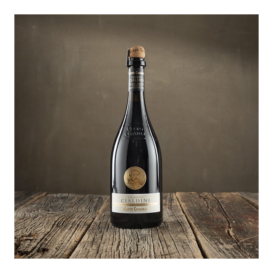 Lambrusco frizzante Grasparossa secco "Vigneto Cialdini" D.O.C. - Cantina Cleto Chiarli